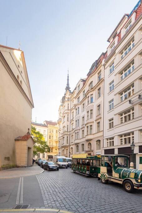 Luxury Apartment On Old Town Square 布拉格 外观 照片
