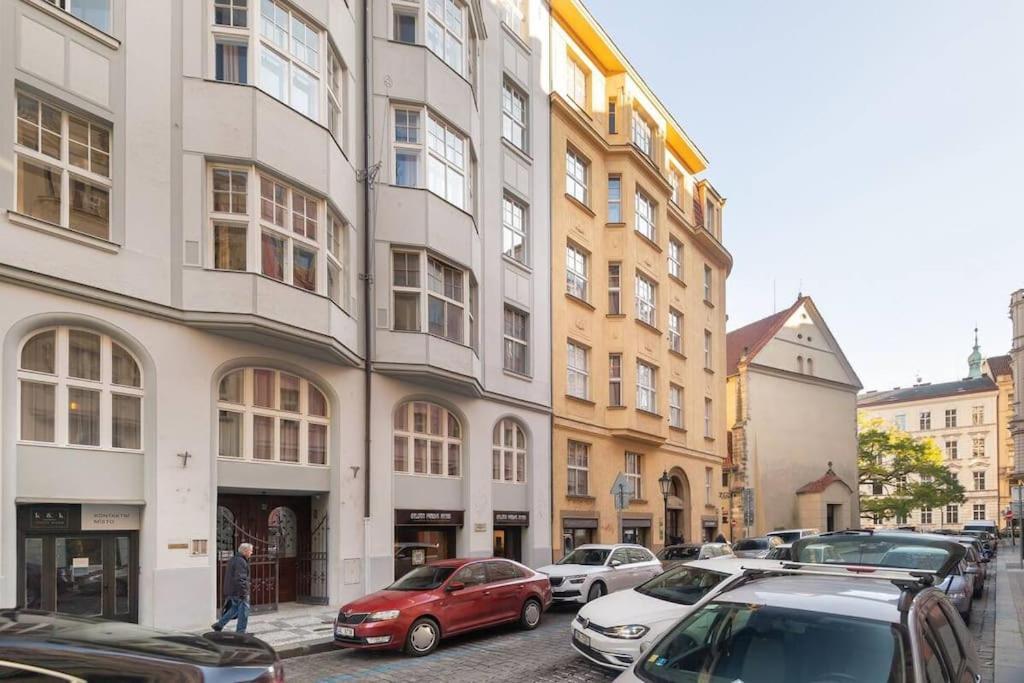 Luxury Apartment On Old Town Square 布拉格 外观 照片